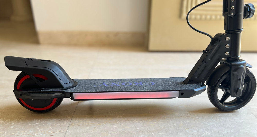 سكوتر كهربائي قابل للطي للأطفال CRONY S32 S31 مع شريط إضاءة LED وأضواء منصة RGB وفرامل إلكترونية