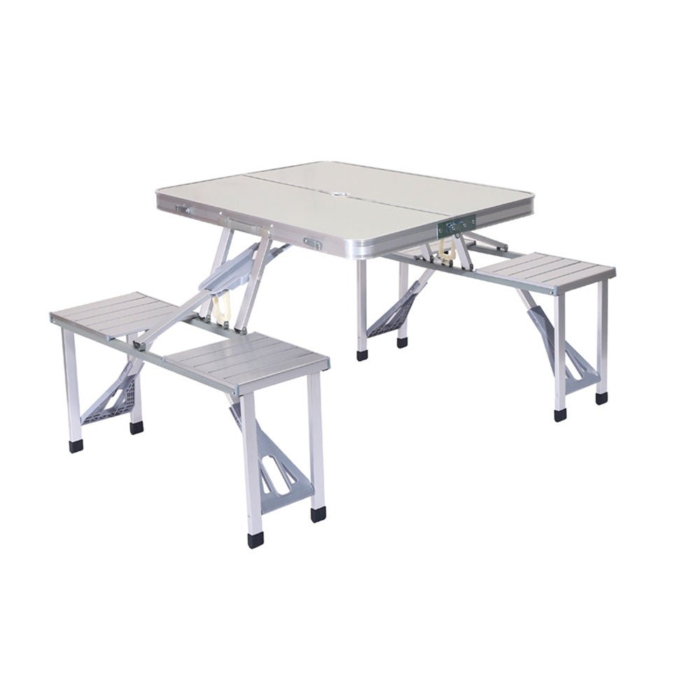 Lightweight folding picnic store table